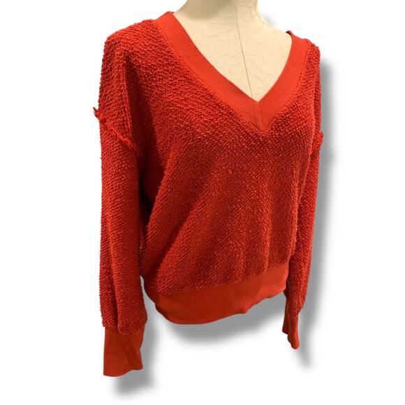 Anthropologie Sweaters - Medium t.la Anthropologie Red V-Neck Sweater Womens